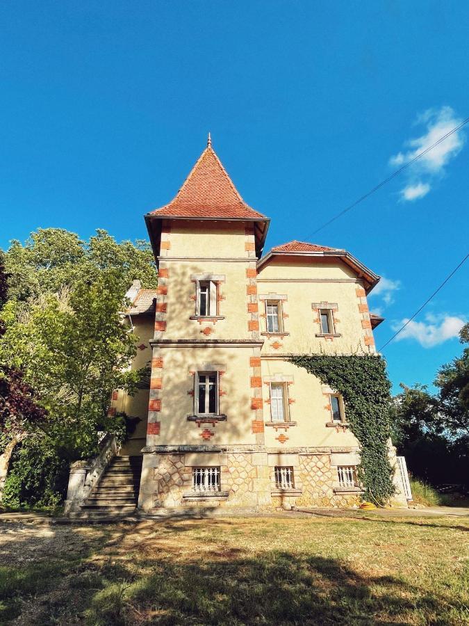 Petit Chateau Le Piot Bed and Breakfast Fleurance Exteriör bild